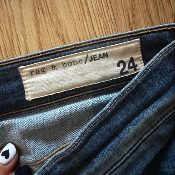 Rag & bone ripped knee skinny jeans medium wash size 24 - Picture 4 of 4